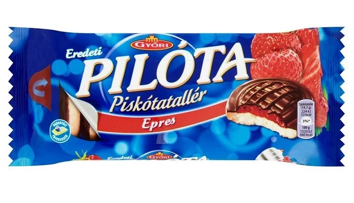 Győri Pilóta Epres Piskótatallér 147g